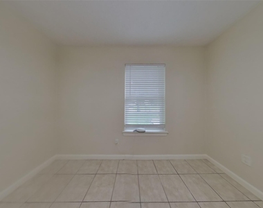 22510 Leedstown Lane - Photo Thumbnail 3
