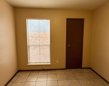 13480 S Thorntree Drive - Photo Thumbnail 5