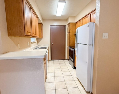 13480 S Thorntree Drive - Photo Thumbnail 10