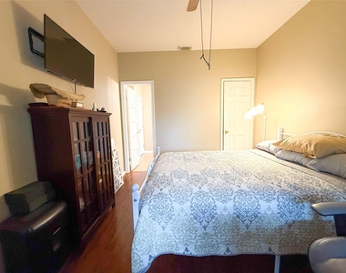 18507 Alemarble Oak Street - Photo Thumbnail 19