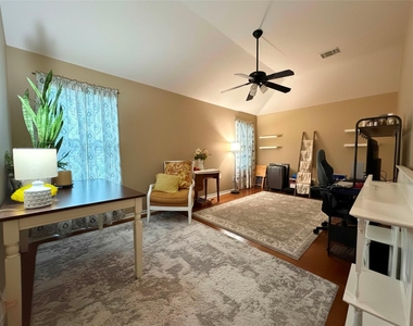 18507 Alemarble Oak Street - Photo Thumbnail 14