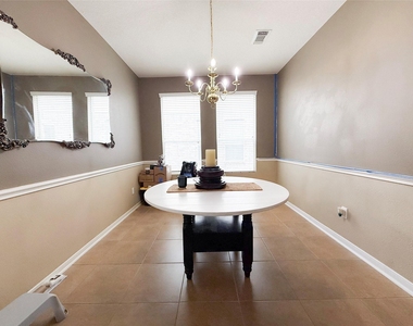 18507 Alemarble Oak Street - Photo Thumbnail 9