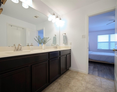 12629 Pirate Bend Drive - Photo Thumbnail 21