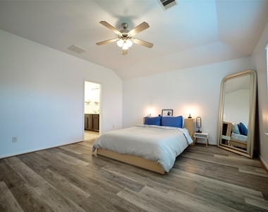 12629 Pirate Bend Drive - Photo Thumbnail 17