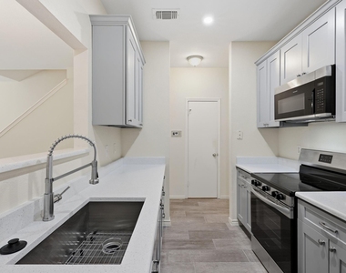 2978 Holly Hall Street - Photo Thumbnail 9