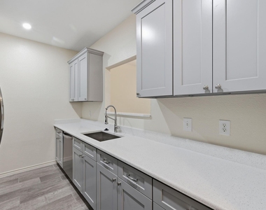 2978 Holly Hall Street - Photo Thumbnail 8