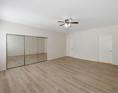 2978 Holly Hall Street - Photo Thumbnail 15