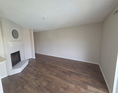 250 El Dorado Boulevard - Photo Thumbnail 1