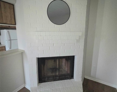 250 El Dorado Boulevard - Photo Thumbnail 3