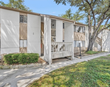 12100 Melville Drive - Photo Thumbnail 20