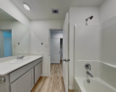 18714 Mercer Falls Drive - Photo Thumbnail 12