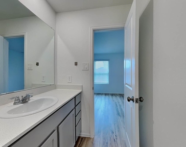 18714 Mercer Falls Drive - Photo Thumbnail 9