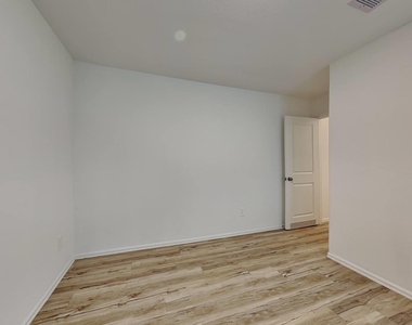 18714 Mercer Falls Drive - Photo Thumbnail 7
