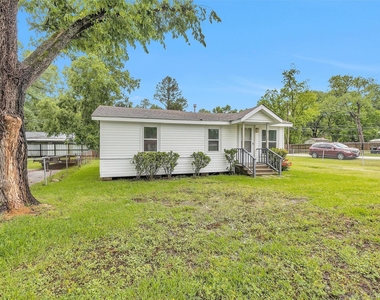 6002 Shelburne Street - Photo Thumbnail 3