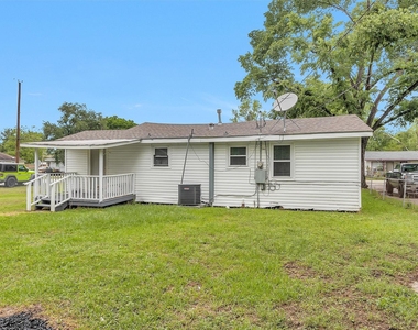 6002 Shelburne Street - Photo Thumbnail 23