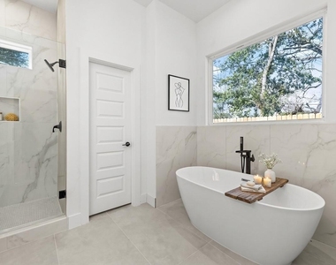 5903 Doolittle Boulevard - Photo Thumbnail 7