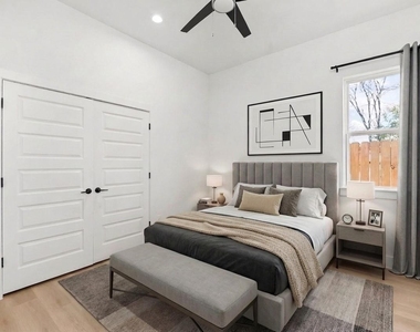 5903 Doolittle Boulevard - Photo Thumbnail 6
