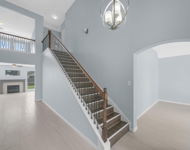 4238 Tree Moss Place - Photo Thumbnail 3