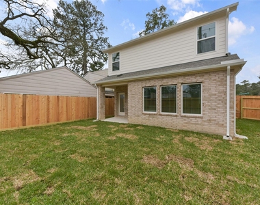 11938 Lakewood West Drive - Photo Thumbnail 26
