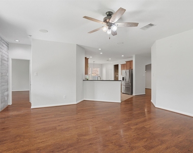 11126 Celano Drive - Photo Thumbnail 10