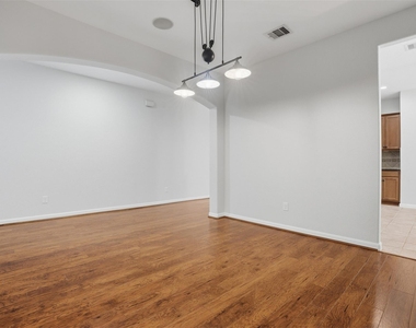 11126 Celano Drive - Photo Thumbnail 6
