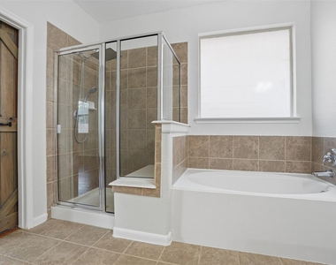 11126 Celano Drive - Photo Thumbnail 23