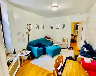 309 East 69th Street - Photo Thumbnail 3