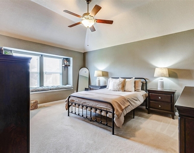 9973 Spring Rock Lane - Photo Thumbnail 13