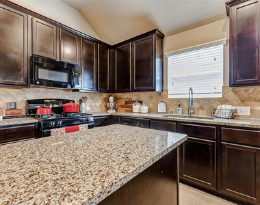9973 Spring Rock Lane - Photo Thumbnail 11