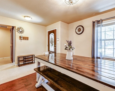 9973 Spring Rock Lane - Photo Thumbnail 5