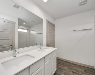 7706 Caspian Ranch Drive - Photo Thumbnail 6