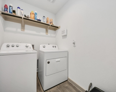 7706 Caspian Ranch Drive - Photo Thumbnail 9