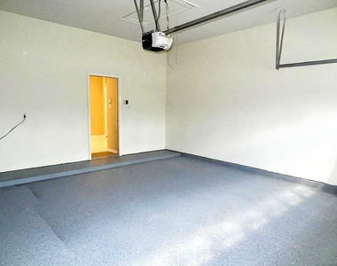 10114 Crescent Bluff Lane - Photo Thumbnail 40
