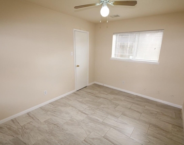 13318 Rain Lily Lane - Photo Thumbnail 12