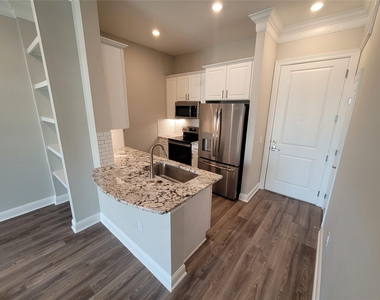 2111 Austin Street - Photo Thumbnail 1