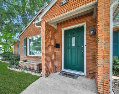1607 Libbey Drive - Photo Thumbnail 2