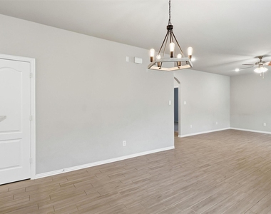 8415 Balding Drive - Photo Thumbnail 19
