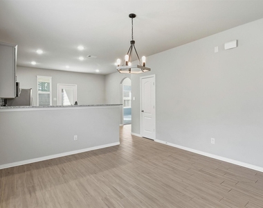 8415 Balding Drive - Photo Thumbnail 18