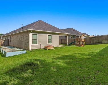8415 Balding Drive - Photo Thumbnail 41