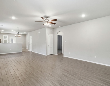 8415 Balding Drive - Photo Thumbnail 3