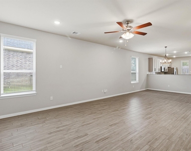 8415 Balding Drive - Photo Thumbnail 2