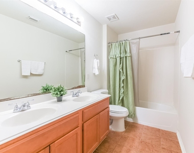 5418 Lilac Grove Lane - Photo Thumbnail 15