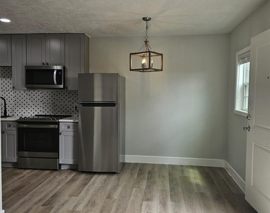 12002 Palmcroft Street - Photo Thumbnail 3