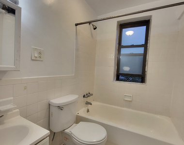 309 East 69th Street - Photo Thumbnail 4