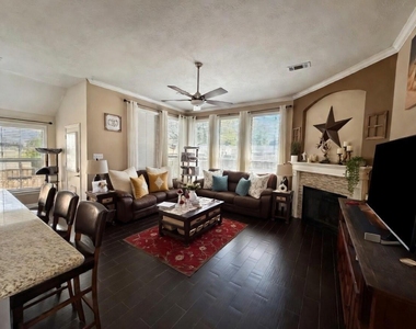 18015 Oak Cottage Court - Photo Thumbnail 4