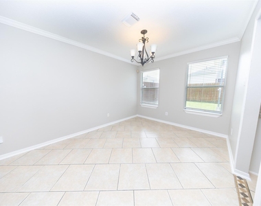 15406 Apple Bloom Way - Photo Thumbnail 14