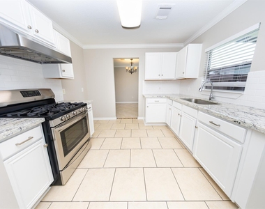 15406 Apple Bloom Way - Photo Thumbnail 6