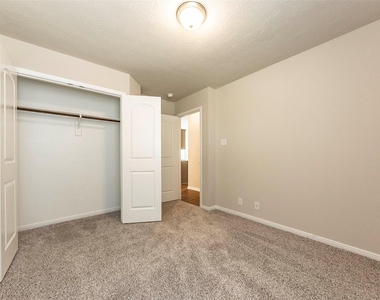 8220 N Tourmaline Way - Photo Thumbnail 28