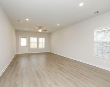 8462 Sweet Cherry Lane - Photo Thumbnail 15