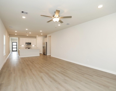 8462 Sweet Cherry Lane - Photo Thumbnail 21